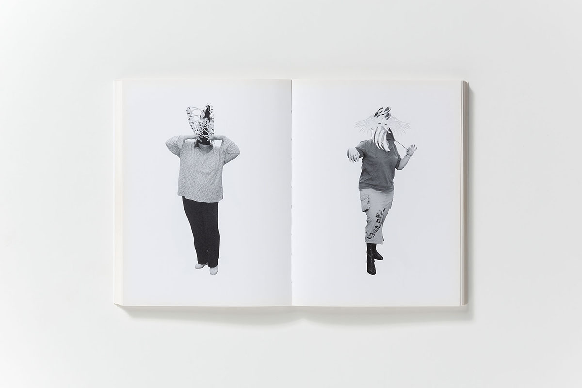 Invisibles (2010), Zédélé éditions. © Christophe Pit.