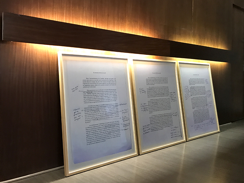 La source de l’arc-en-ciel (2017) 3 formats 100 x 75,5 cm chaque, photographie sous verre et un format 100 x 135 cm, photographie sous verre, lettre format 22 x 30 cm.