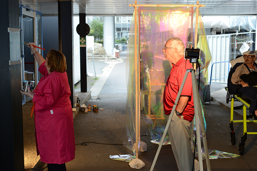 THEVAL ET CANCAN PPP (2019) installation divers matériaux et projection.