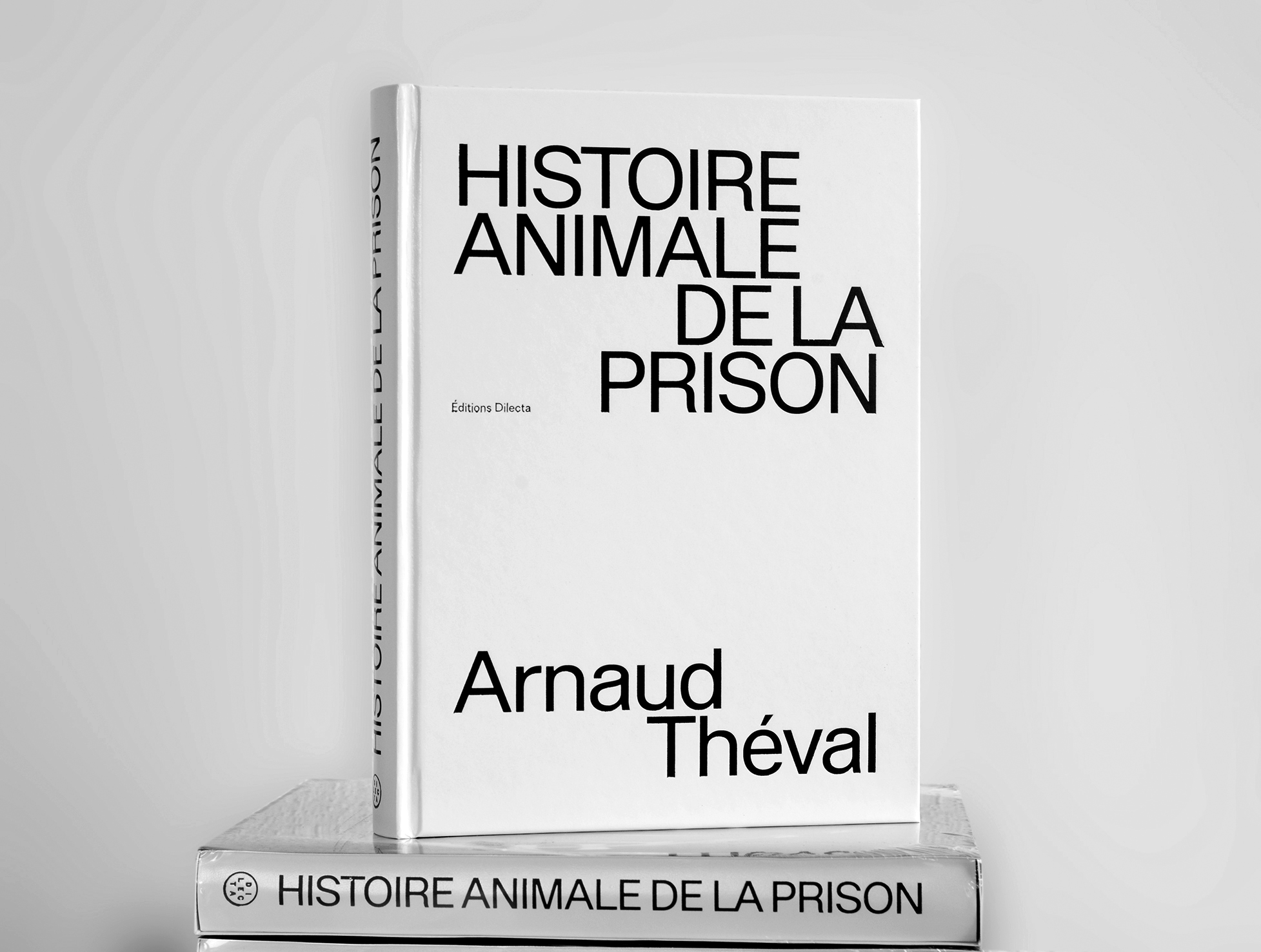 Arnaud Théval "Histoire animale de la prison" Courtesy Dilecta.