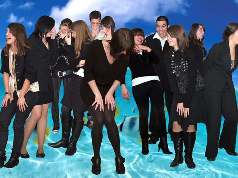 Moi le groupe, retiens-moi (2009) trois format 250 x 180 cm, 250 x 388 cm, 250 x 180 cm, avec les élèves de de seconde bac pro Secrétariat et comptabilité du lycée Polyvalent Jean Monnet aux Herbiers.