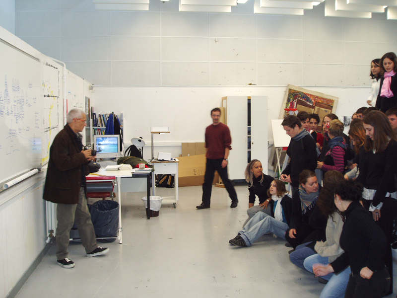 Théval Photo de classe, le tableau des négociations (2005)