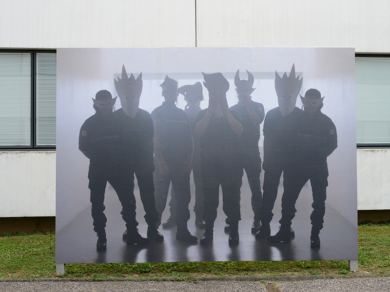 Le soupçon du bourreau (2015) 250 x 350 cm, école nationale d'administration pénitentiaire, Agen.