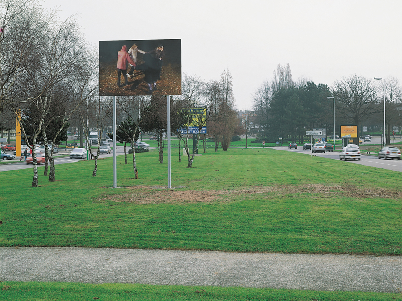 Théval Sous le soleil, la ronde (2002) format . Saint-Herblain.